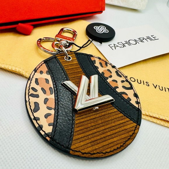 EUC Louis Vuitton Monogram Canvas Corduroy Patchwork Bag Charm - Picture 3 of 16